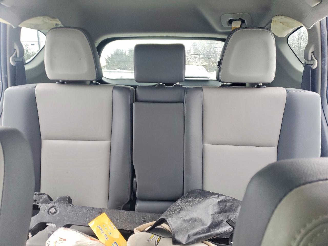 2015 TOYOTA RAV4 LIMITED photo 19