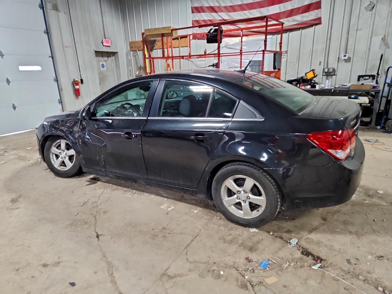 2013 CHEVROLET CRUZE LT photo 4