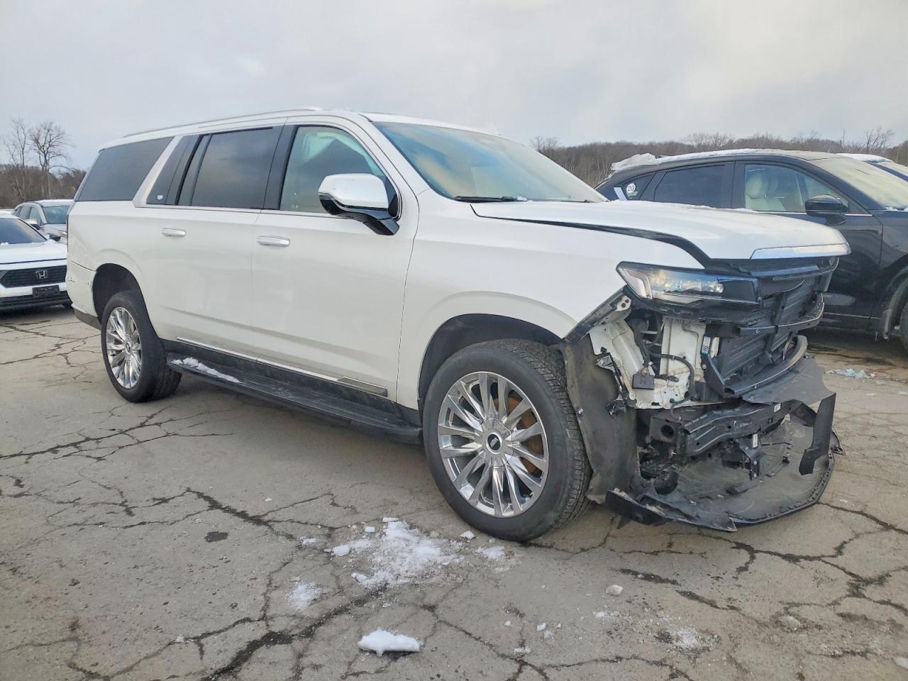 2023 CADILLAC ESCALADE ESV PREMIUM LUXURY photo 4