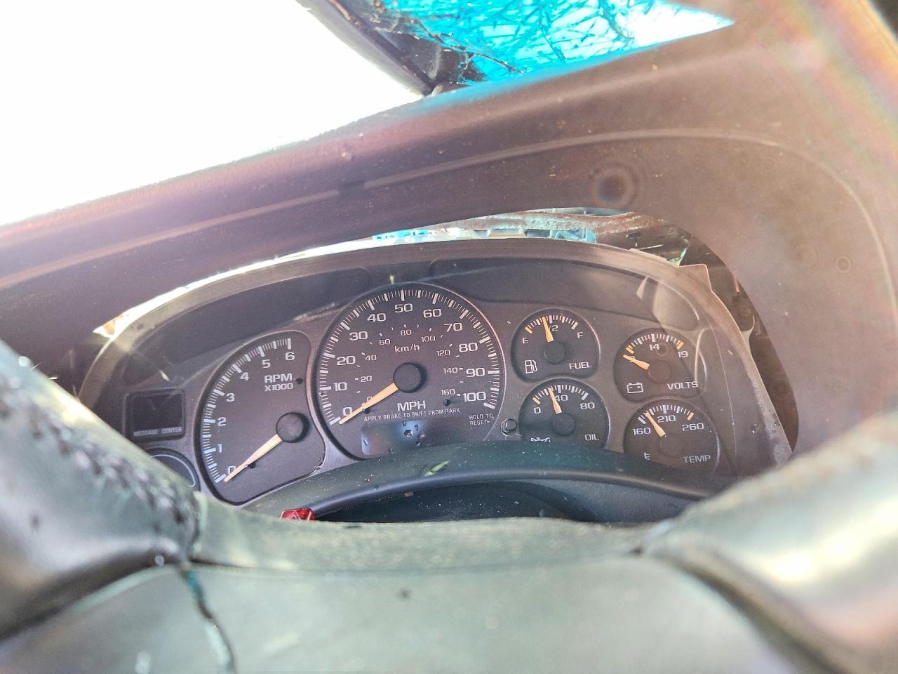 2002 CHEVROLET SILVERADO C1500 photo 9