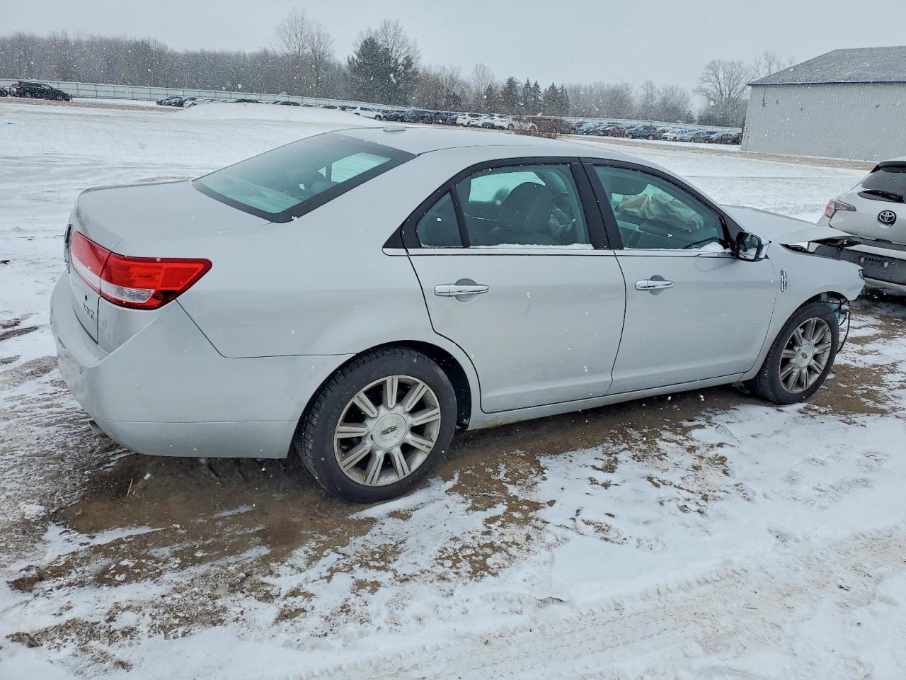 2010 LINCOLN MKZ photo 3