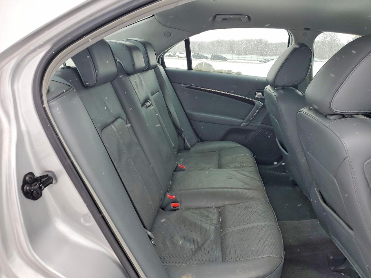 2010 LINCOLN MKZ photo 10