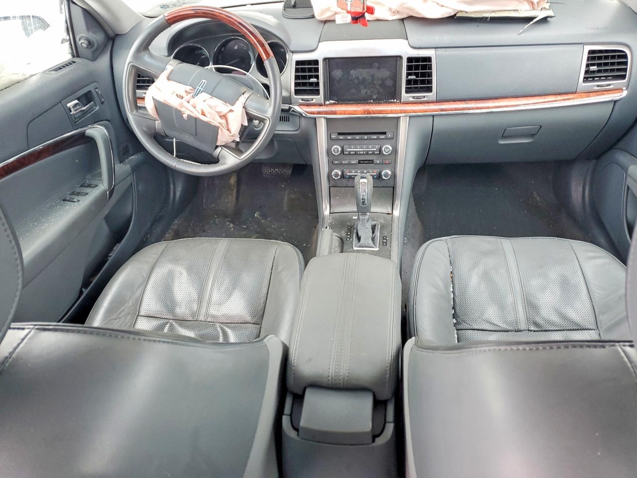 2010 LINCOLN MKZ photo 8
