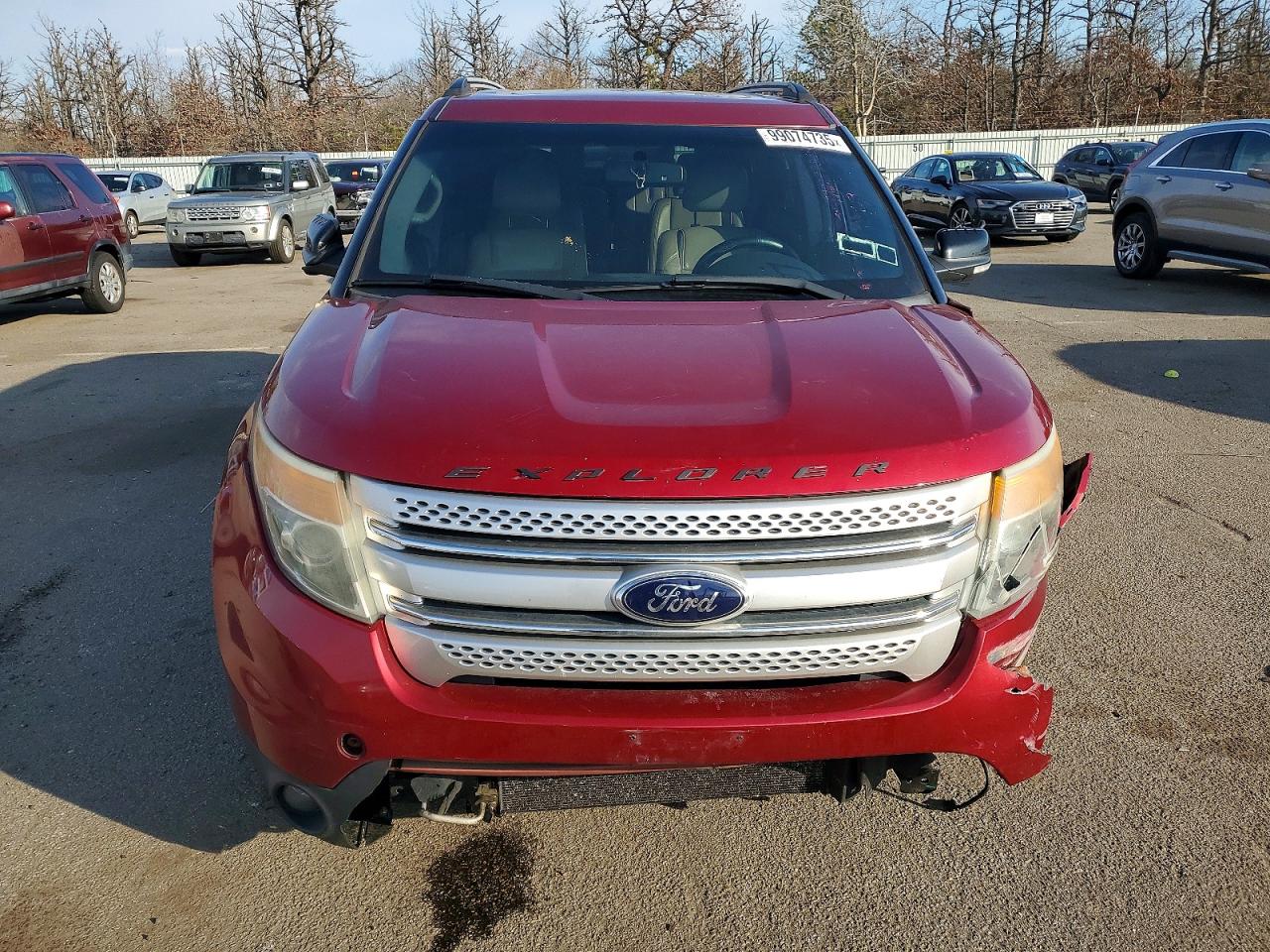 2014 FORD EXPLORER XLT photo 5