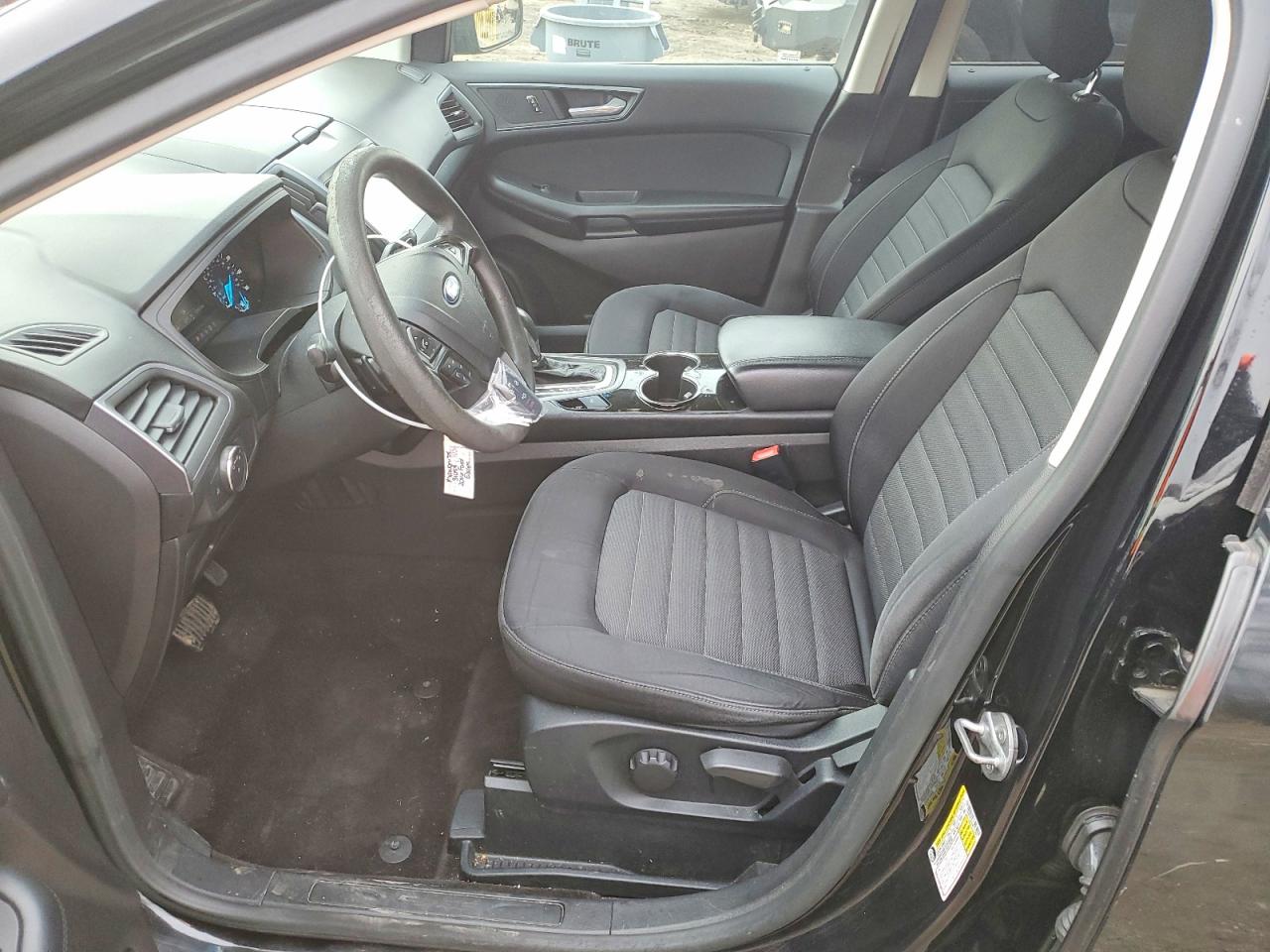 2016 FORD EDGE SE photo 7