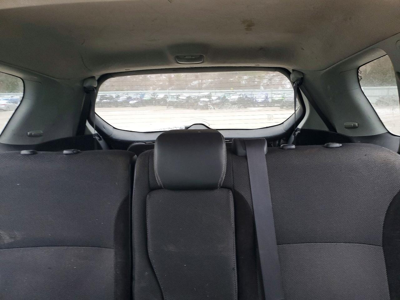 2011 MITSUBISHI OUTLANDER SE photo 10