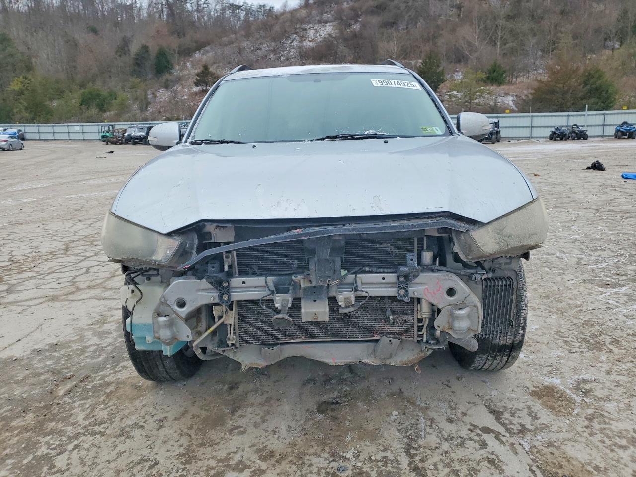 2011 MITSUBISHI OUTLANDER SE photo 5
