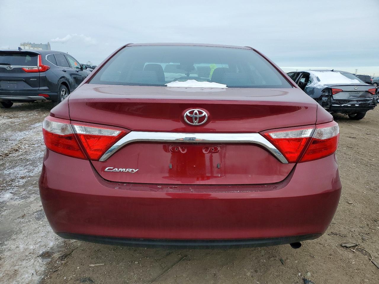 2017 TOYOTA CAMRY LE photo 6