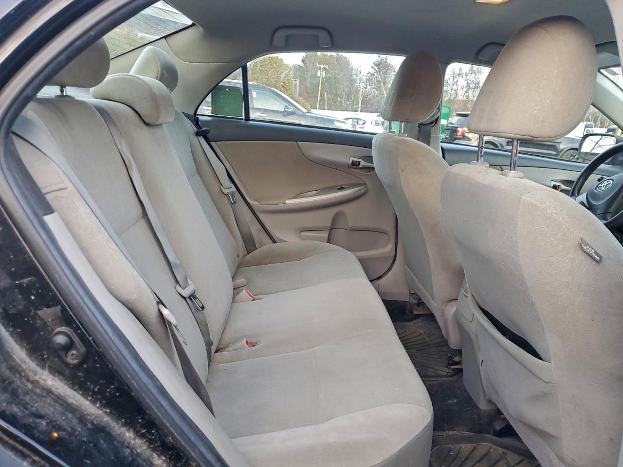 2013 TOYOTA COROLLA BASE photo 10
