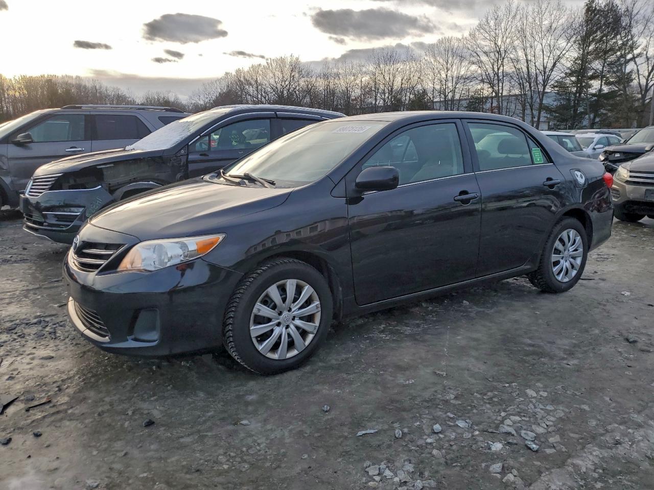 2013 TOYOTA COROLLA