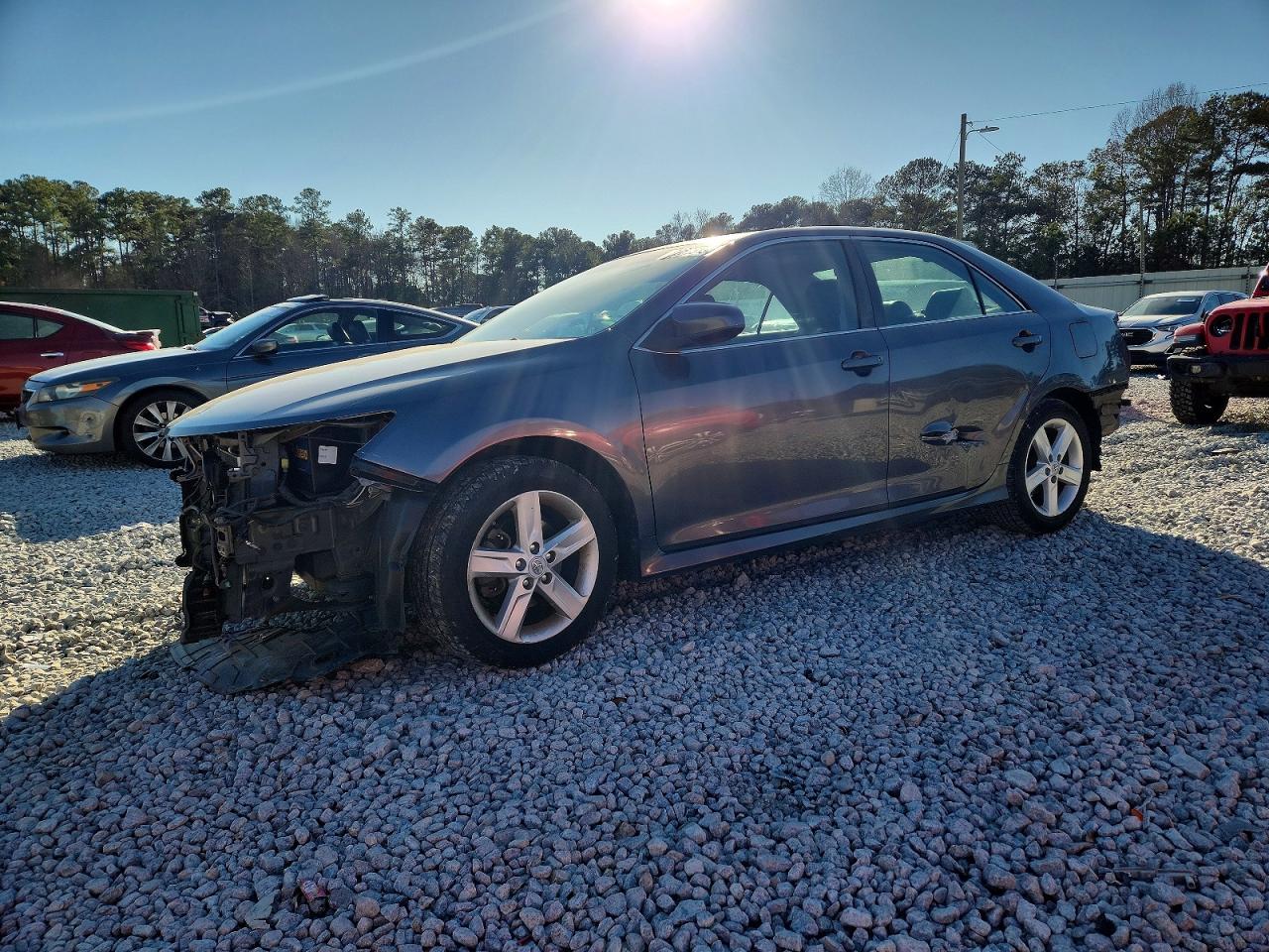 2013 TOYOTA CAMRY