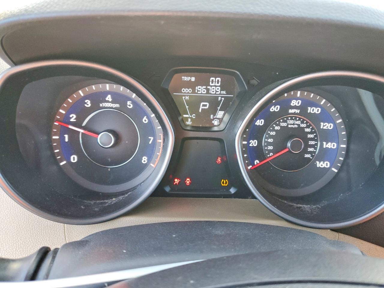2013 HYUNDAI ELANTRA GLS photo 9