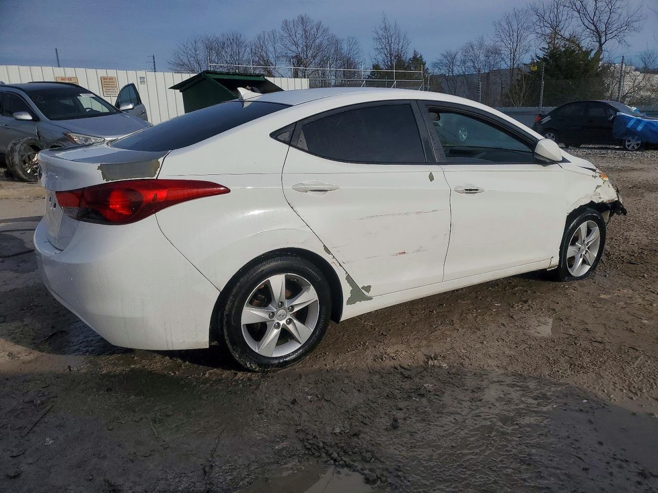 2013 HYUNDAI ELANTRA GLS photo 3