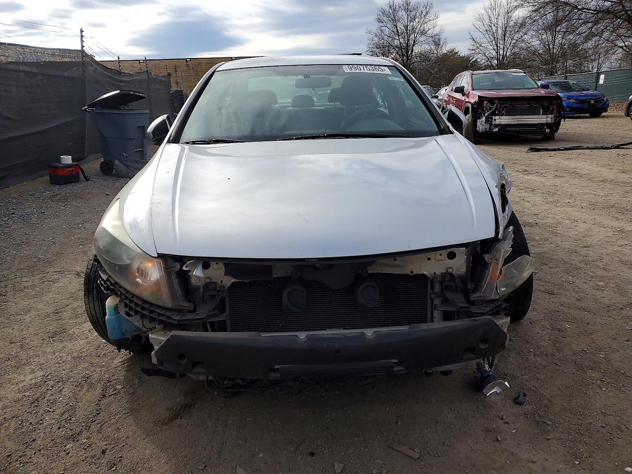 2010 HONDA ACCORD LXP photo 9