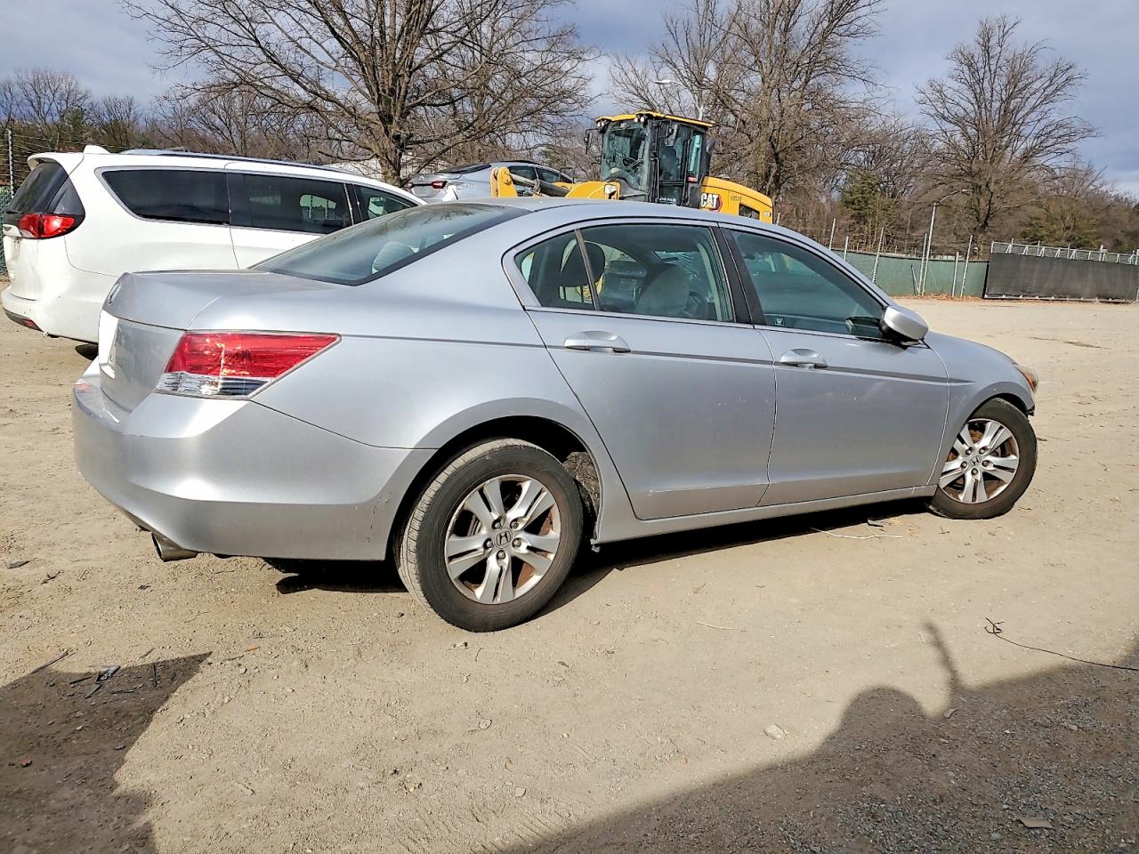 2010 HONDA ACCORD LXP photo 5