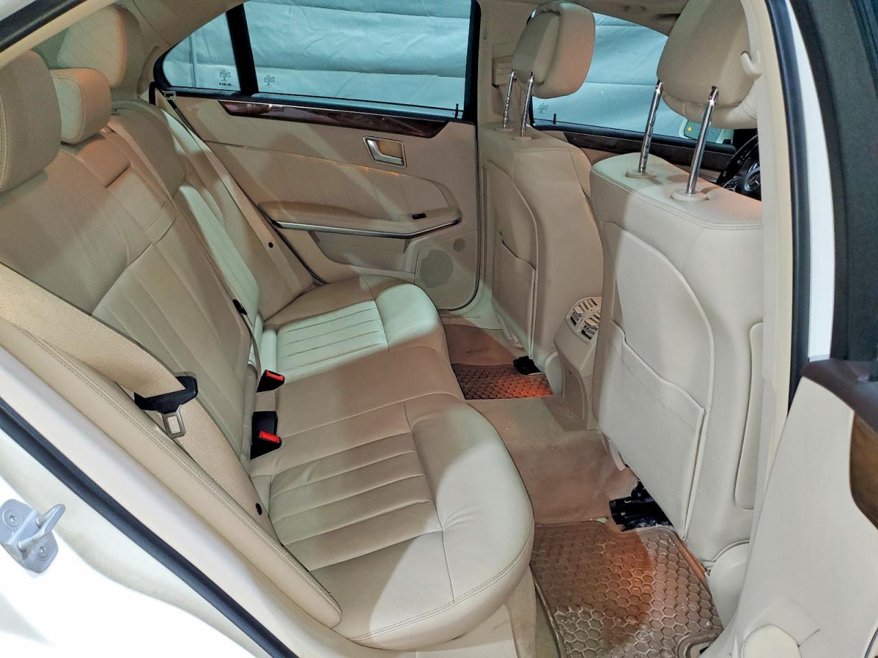 2016 MERCEDES-BENZ E 350 4MATIC photo 10