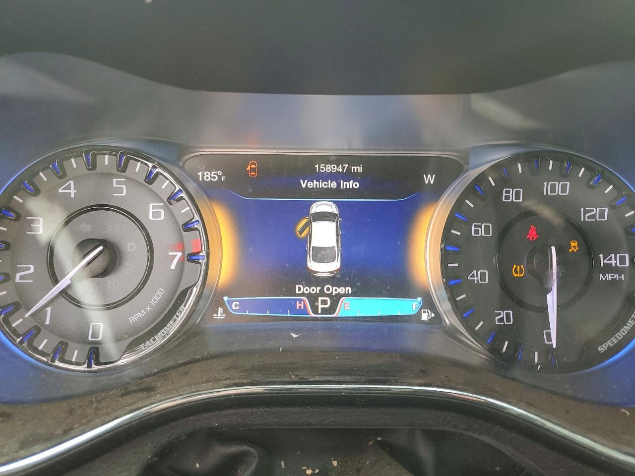 2015 CHRYSLER 200 S photo 9
