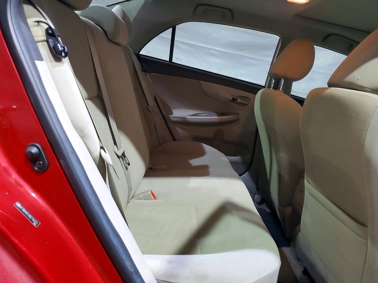 2011 TOYOTA COROLLA BASE photo 10