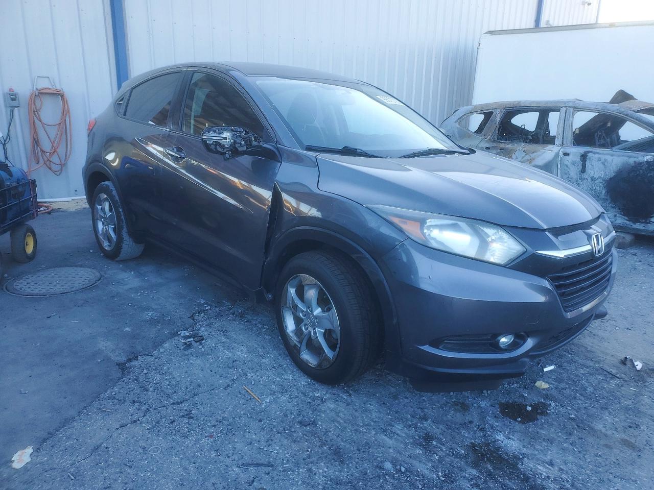 2016 HONDA HR-V EX photo 4