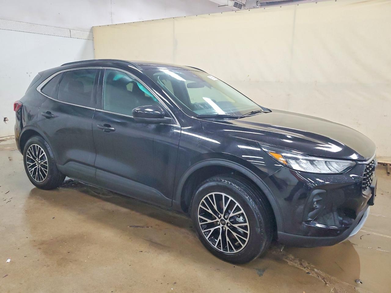 2025 FORD ESCAPE photo 7