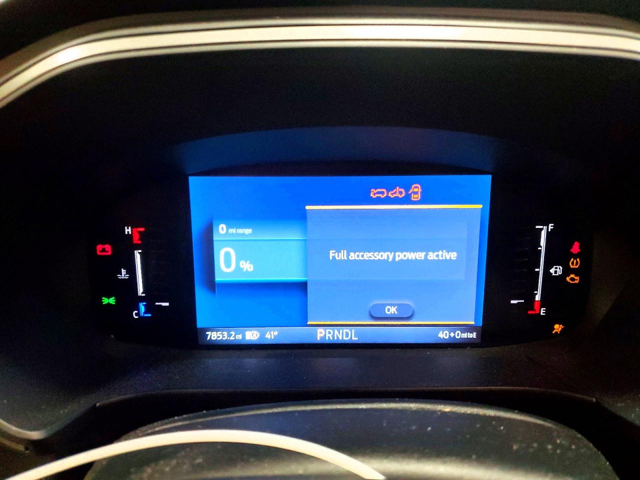 2025 FORD ESCAPE photo 17