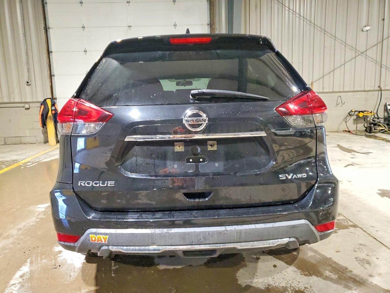 2017 NISSAN ROGUE S photo 6