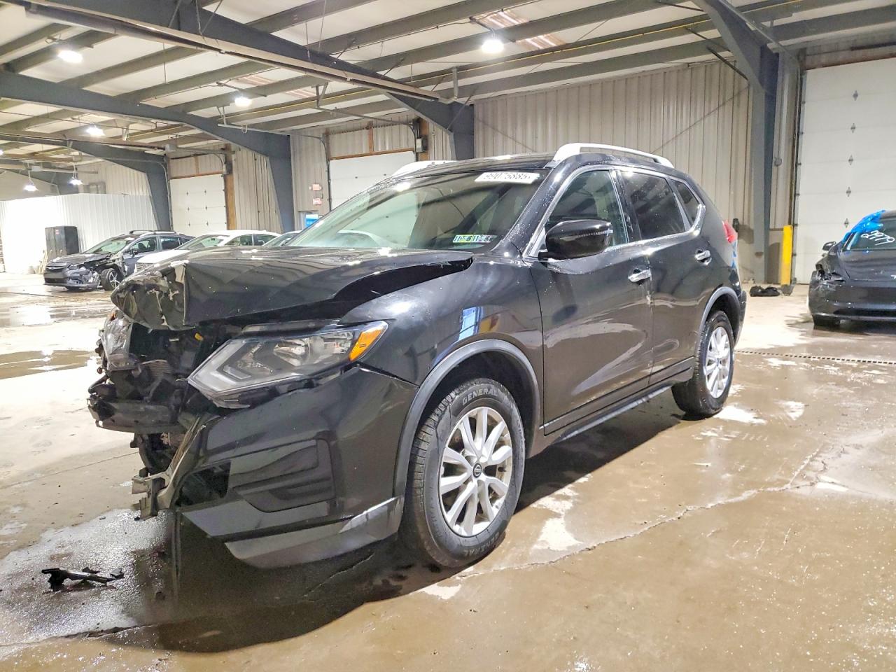 2017 NISSAN ROGUE