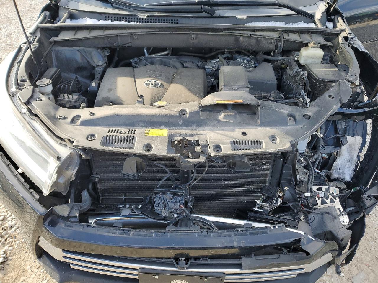 2017 TOYOTA HIGHLANDER LIMITED photo 12