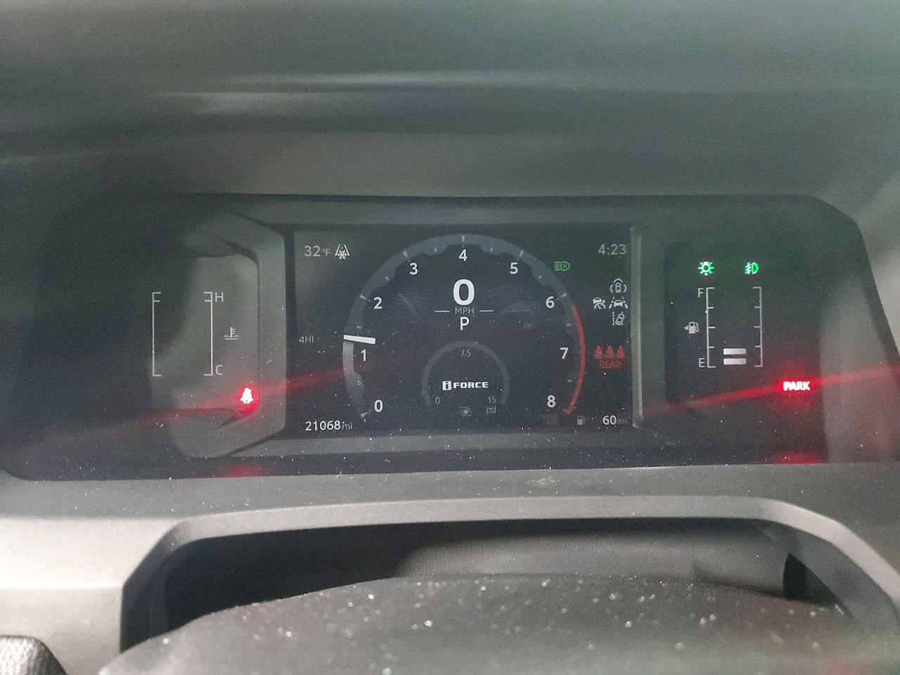 2024 TOYOTA TACOMA DOUBLE CAB photo 9