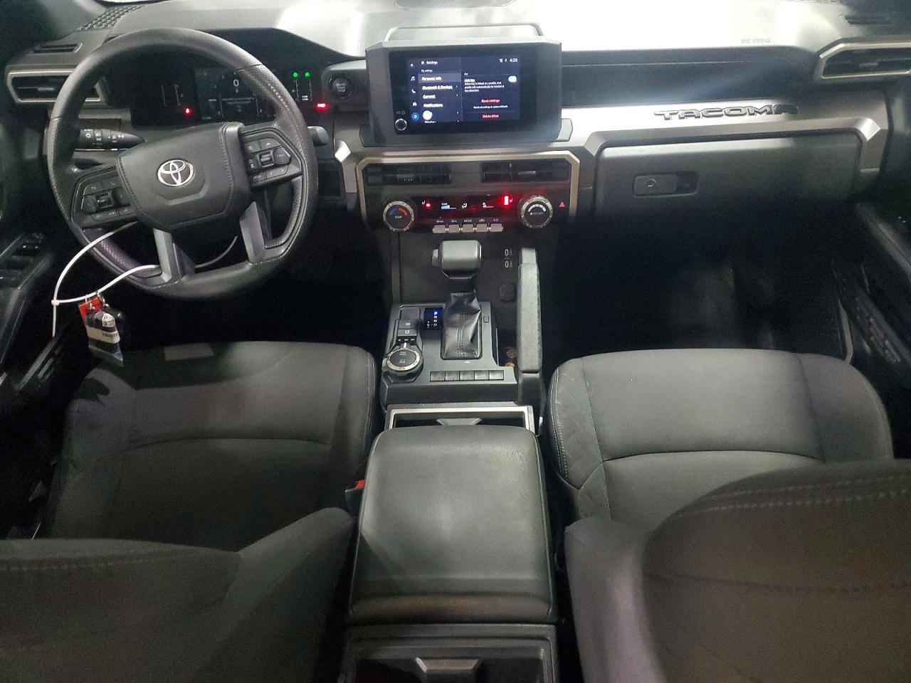 2024 TOYOTA TACOMA DOUBLE CAB photo 8