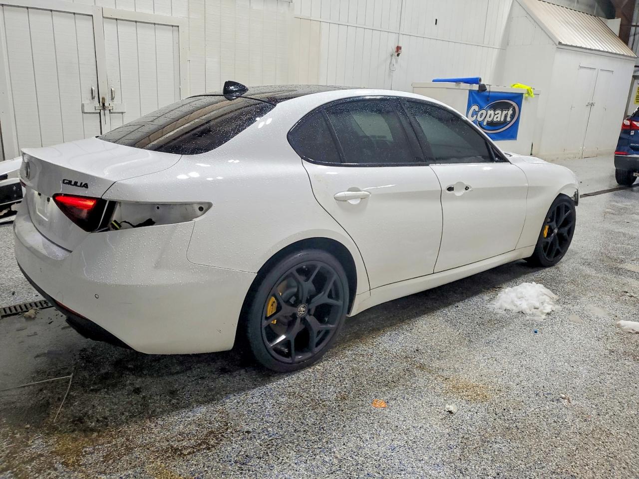 2020 ALFA ROMEO GIULIA TI photo 5