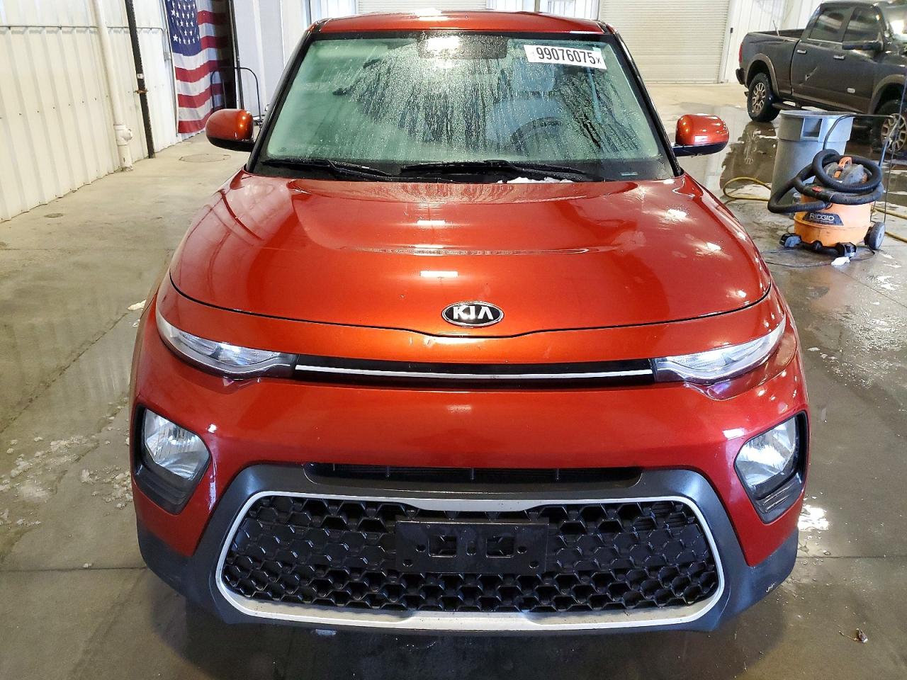 2020 KIA SOUL LX photo 5
