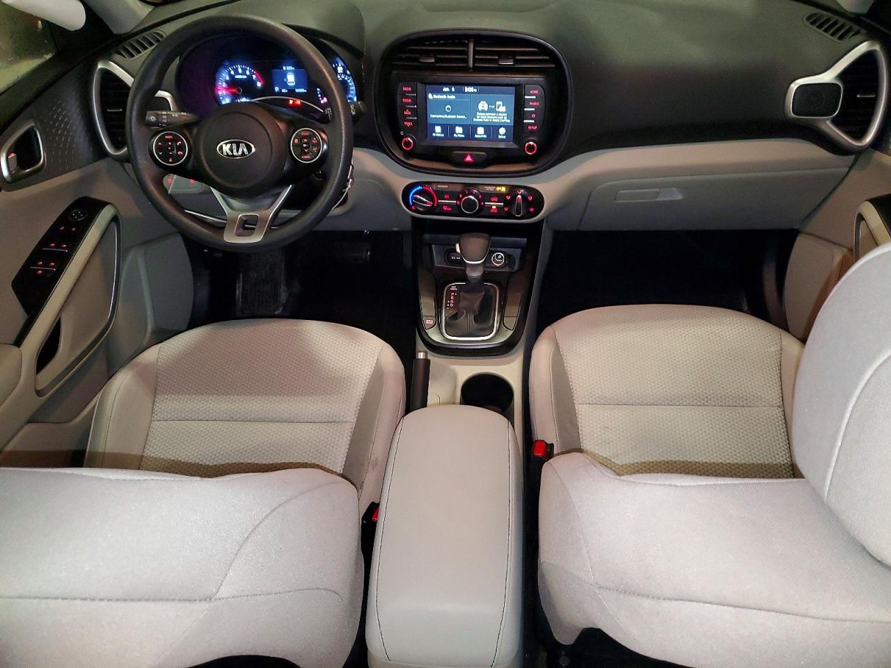 2020 KIA SOUL LX photo 8