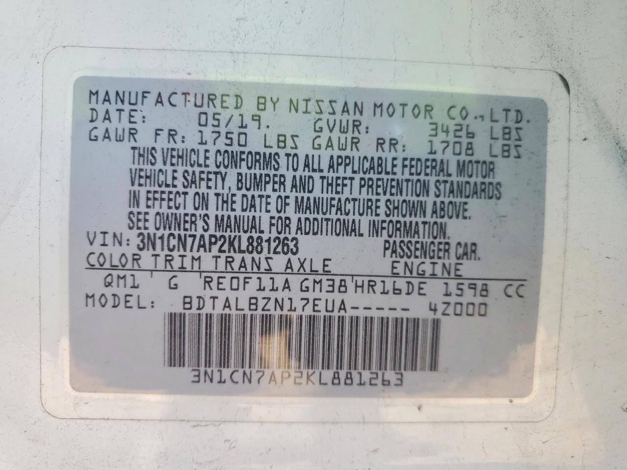2019 NISSAN VERSA SV photo 13