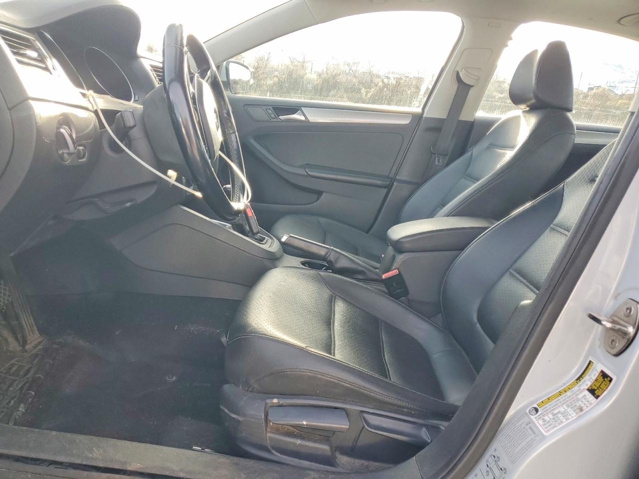 2017 VOLKSWAGEN JETTA SE photo 7