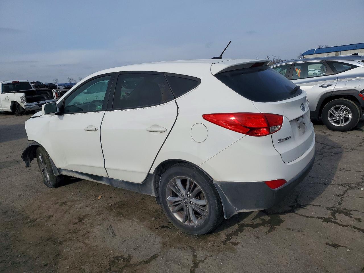 2015 HYUNDAI TUCSON GLS photo 2