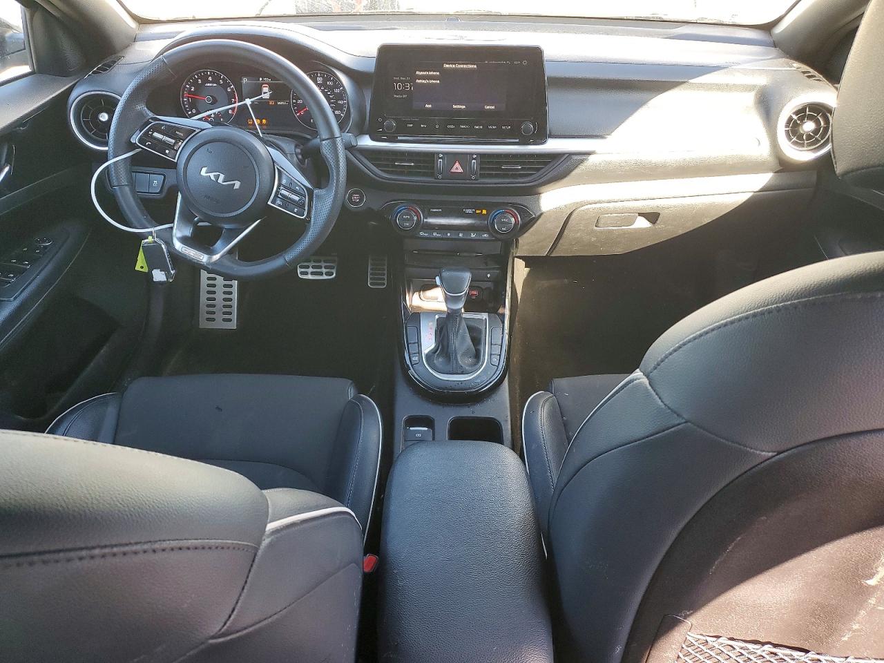 2023 KIA FORTE GT LINE photo 8