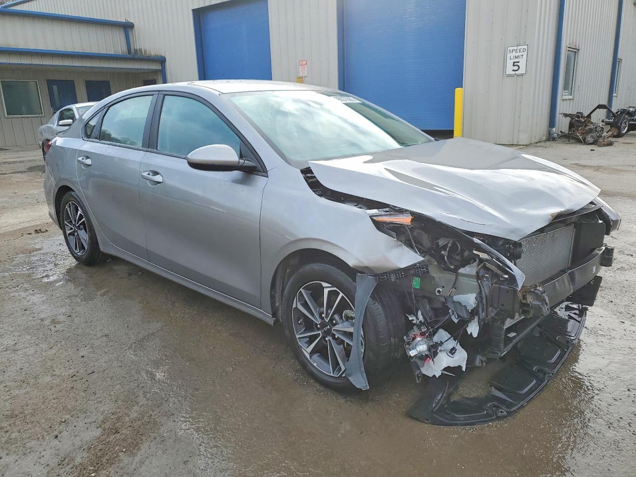 2024 KIA FORTE LXS photo 7