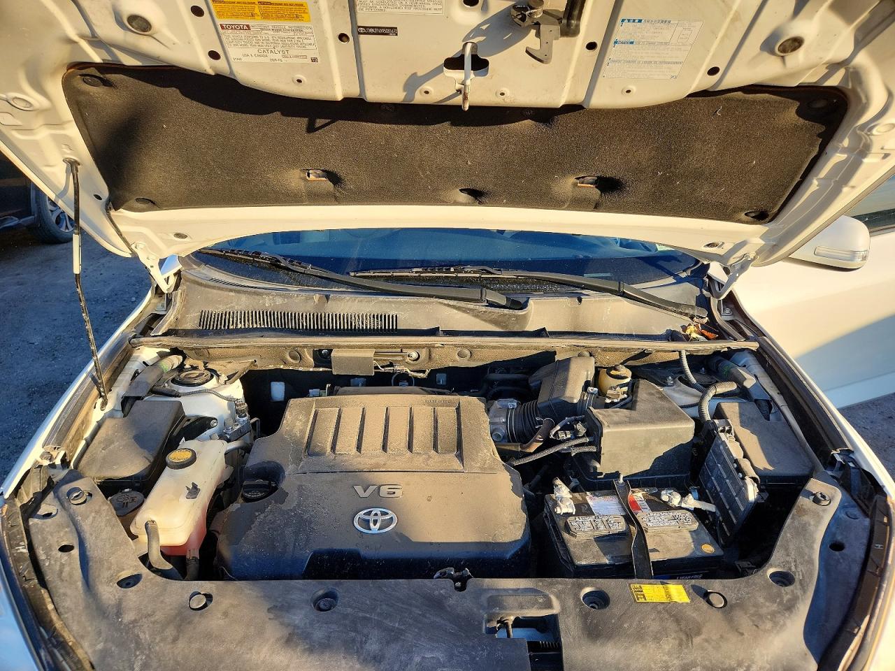2009 TOYOTA RAV4 LIMITED photo 12