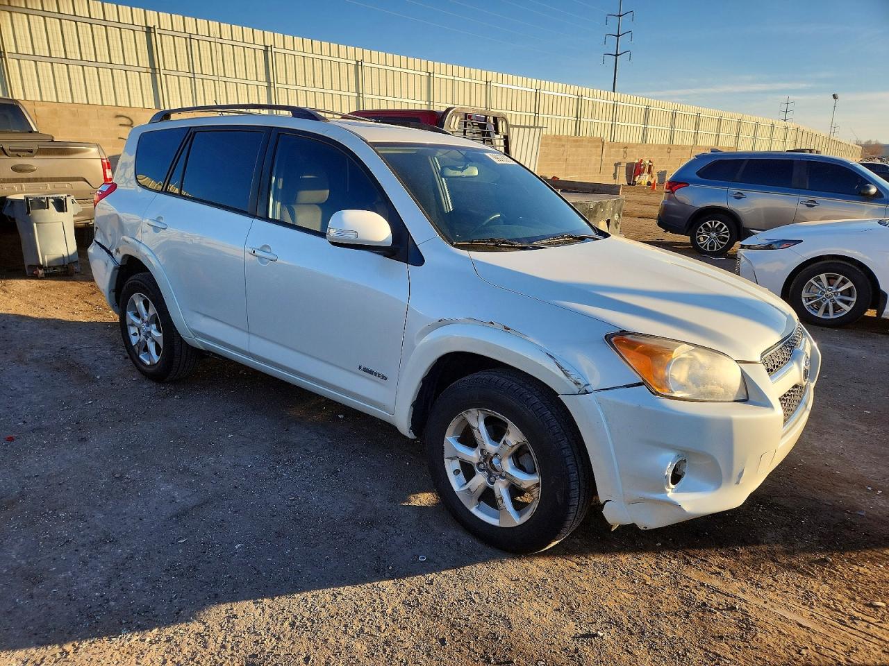2009 TOYOTA RAV4 LIMITED photo 4