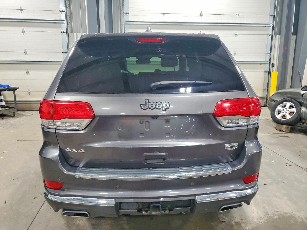 2014 JEEP GRAND CHEROKEE SUMMIT photo 6