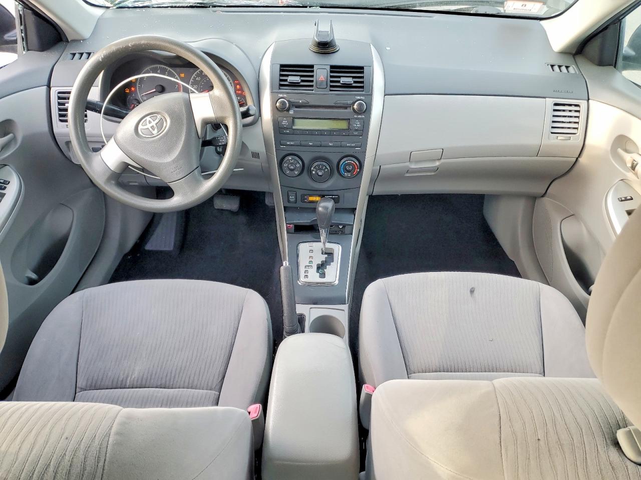 2010 TOYOTA COROLLA BASE photo 8