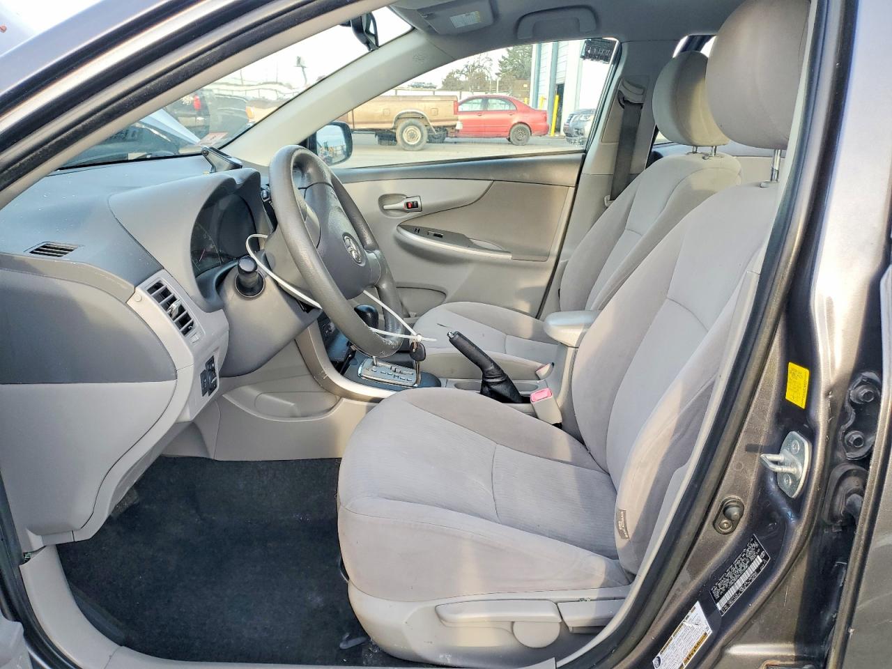2010 TOYOTA COROLLA BASE photo 7