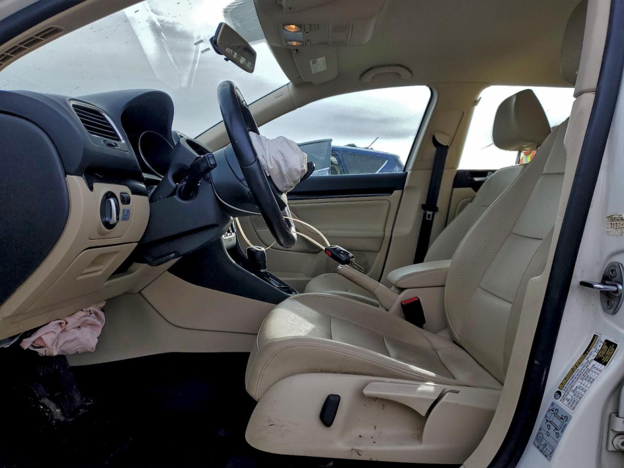 2014 VOLKSWAGEN JETTA TDI photo 7