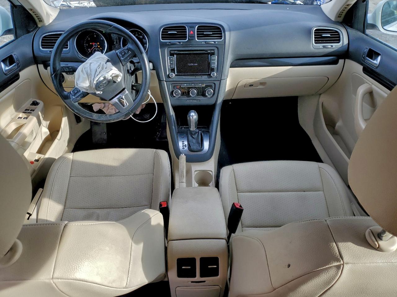 2014 VOLKSWAGEN JETTA TDI photo 8