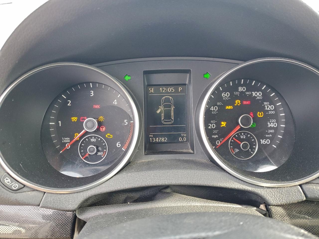 2014 VOLKSWAGEN JETTA TDI photo 9