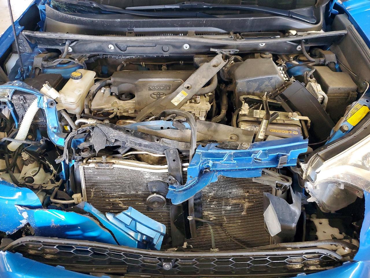 2016 TOYOTA RAV4 SE photo 12