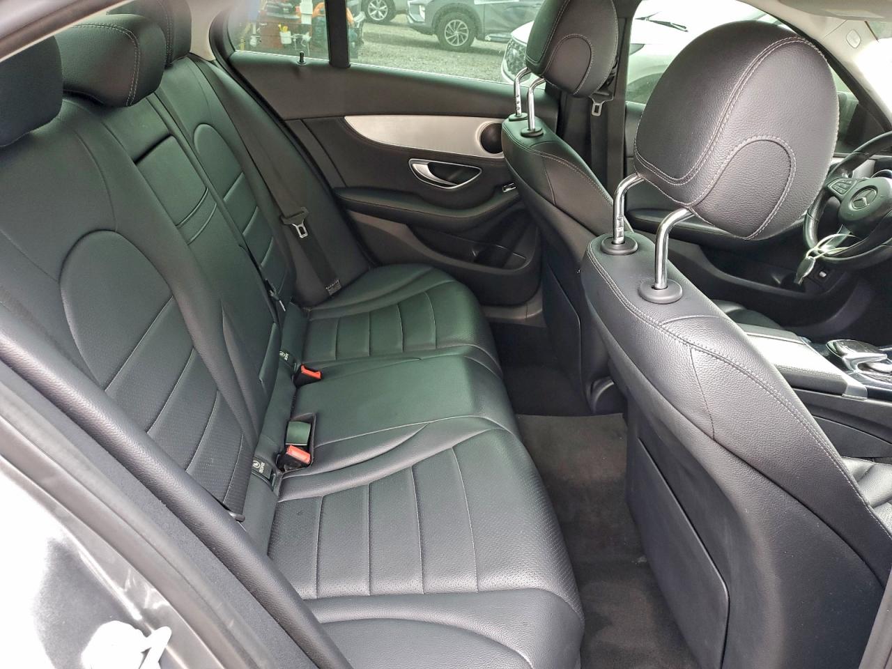 2015 MERCEDES-BENZ C 300 photo 19