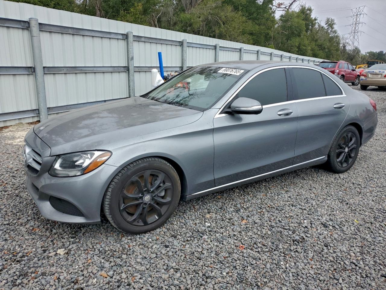 2015 MERCEDES-BENZ C