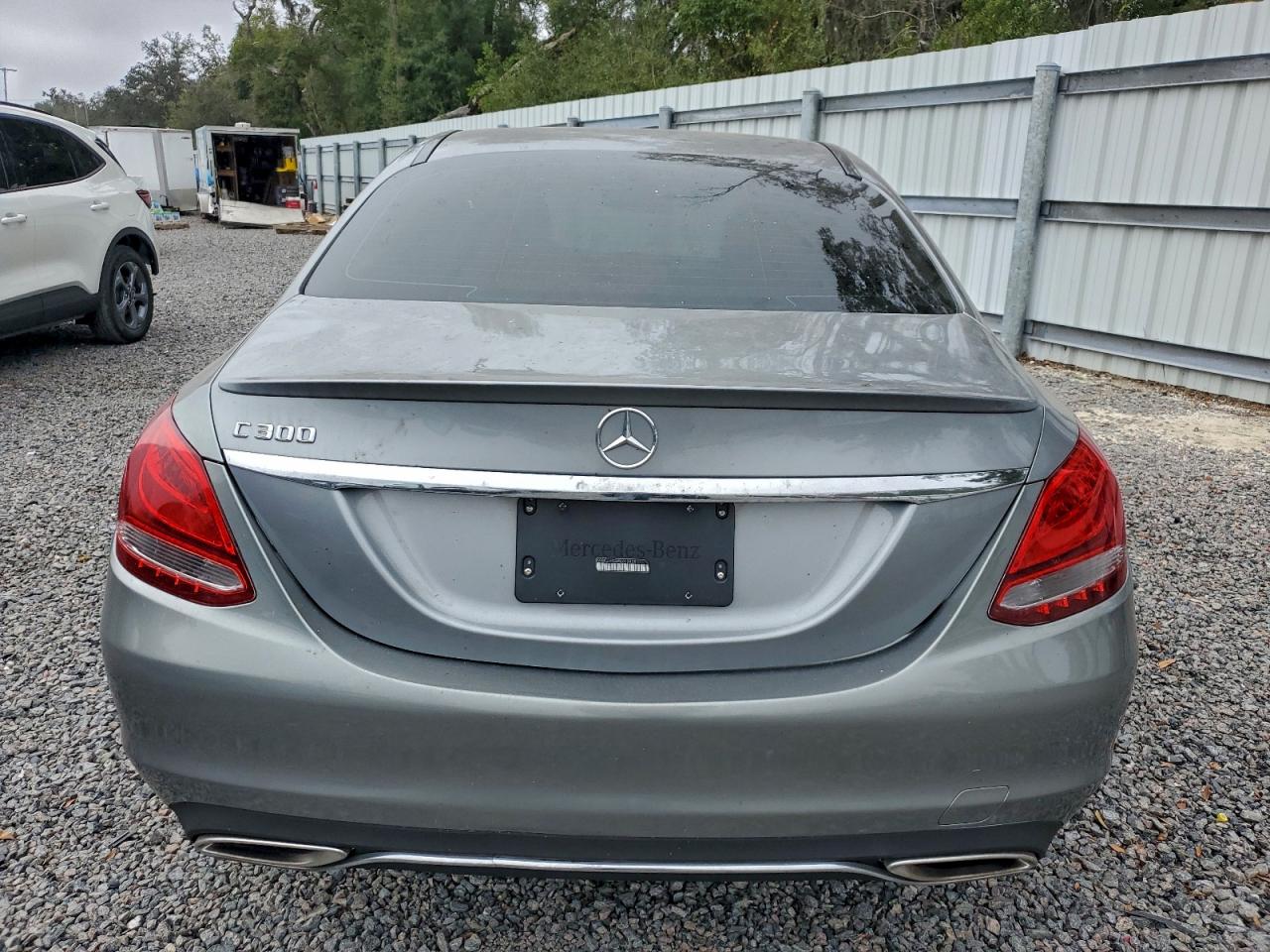 2015 MERCEDES-BENZ C 300 photo 11